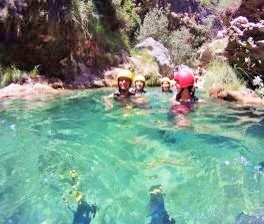 descenso de barrancos acuaticos con agua Granada